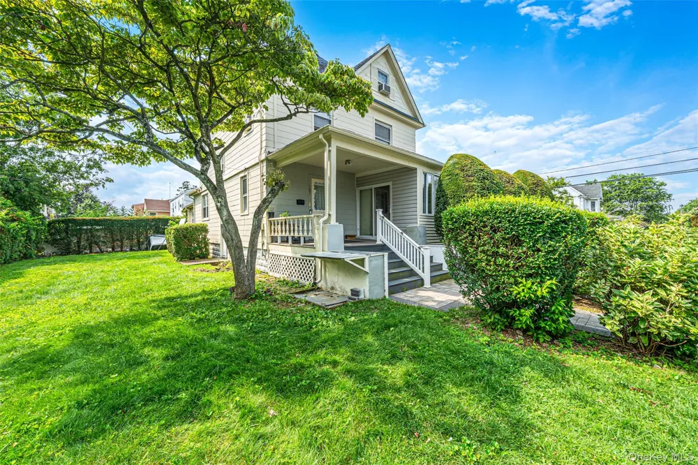 107 Whaley Street Freeport, NY 11520