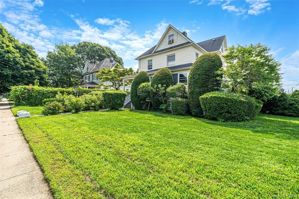 107 Whaley Street Freeport, NY 11520