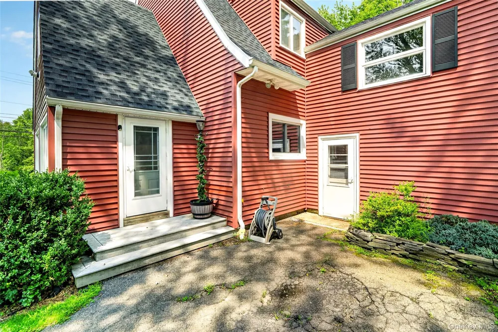 2630 Rt. 6 Slate Hill, NY 10973