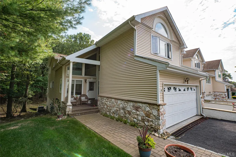 5 Princess Tree Court Port Jefferson, NY 11777