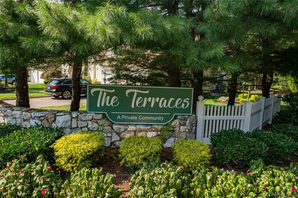 5 Princess Tree Court Port Jefferson, NY 11777