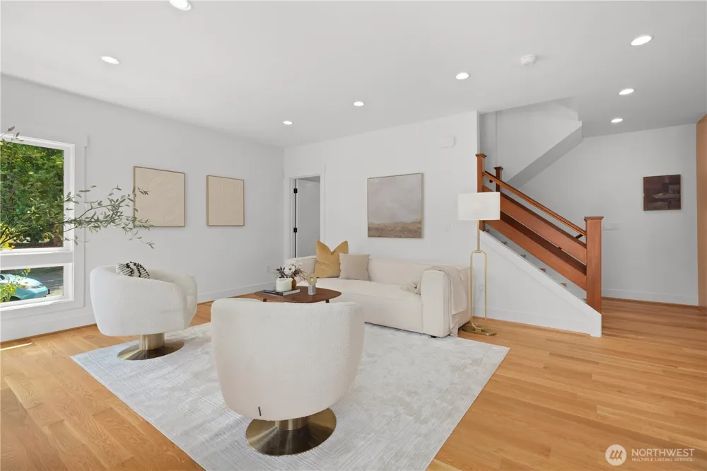 2903 3rd Avenue Seattle, WA 98109