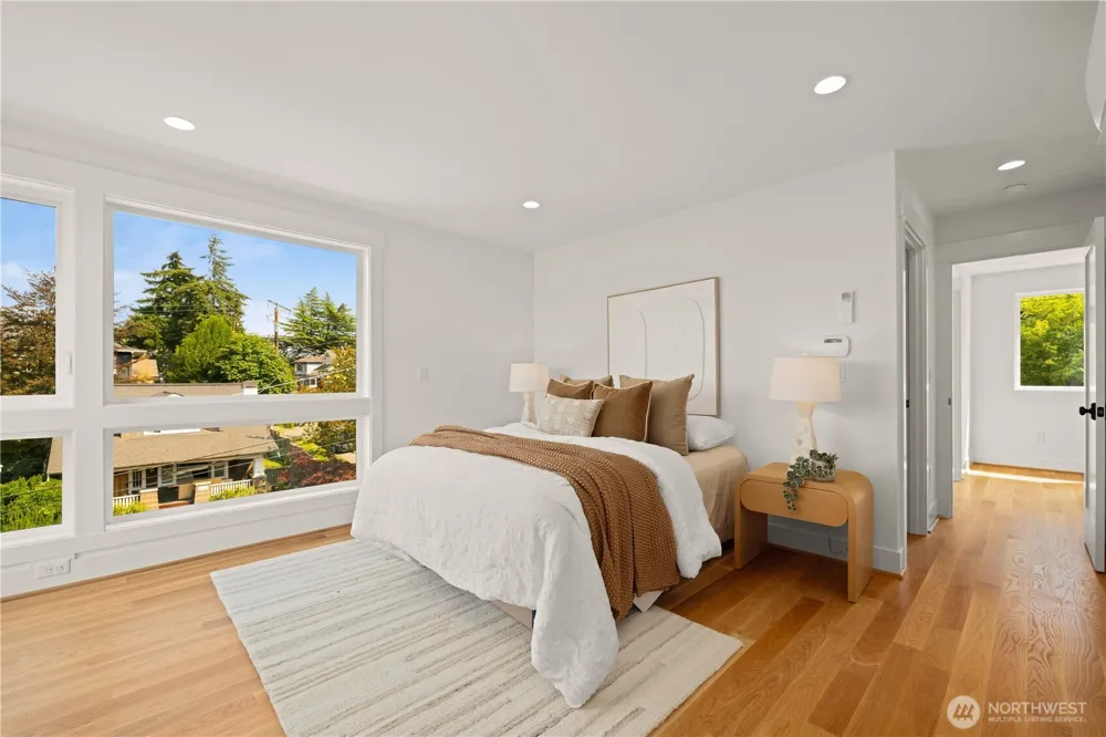 2903 3rd Avenue Seattle, WA 98109