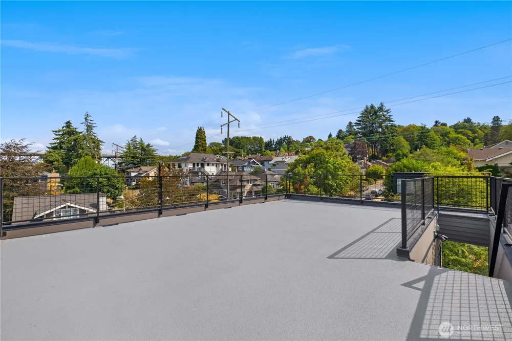 2903 3rd Avenue Seattle, WA 98109
