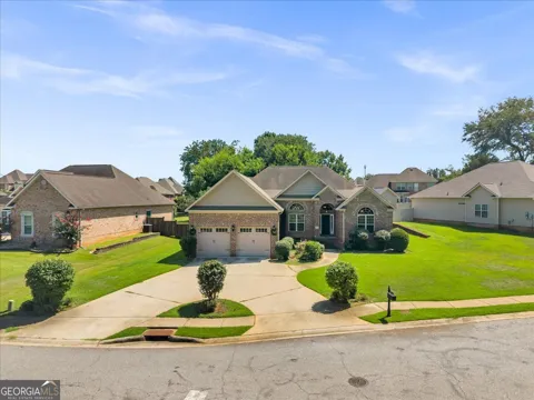 805 Arbor LN