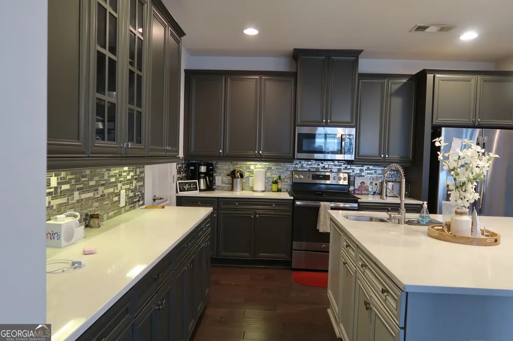 5740 Radford LOOP Fairburn, GA 30213