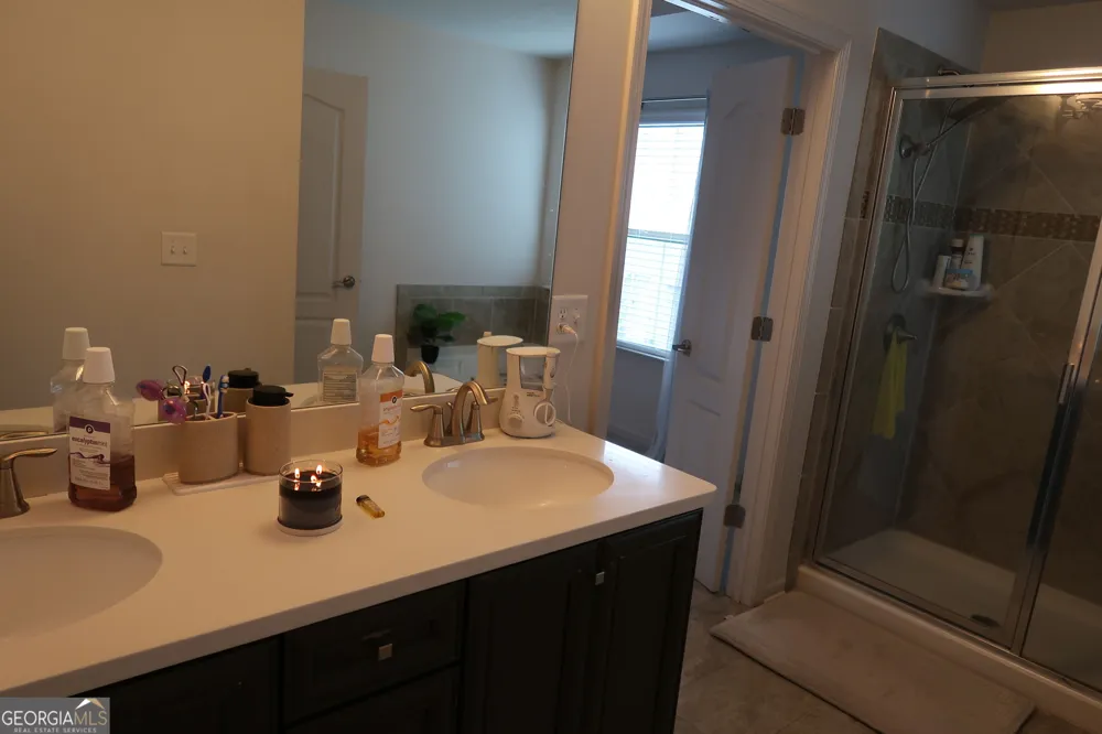 5740 Radford LOOP Fairburn, GA 30213
