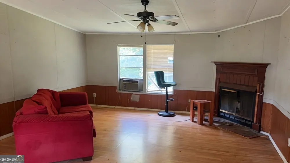 159 Young ST Buchanan, GA 30113