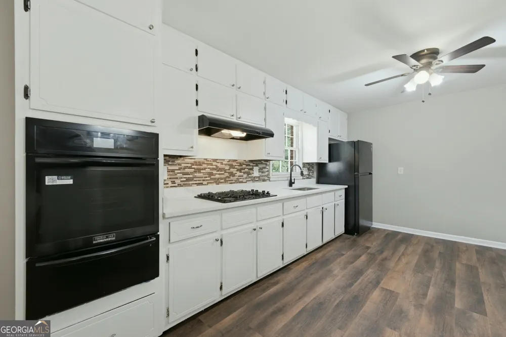 3444 Linecrest RD Ellenwood, GA 30294
