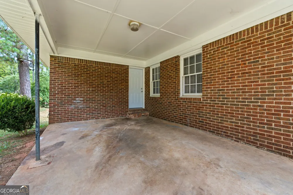3444 Linecrest RD Ellenwood, GA 30294