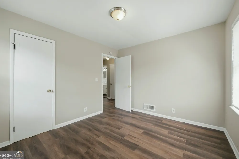 3444 Linecrest RD Ellenwood, GA 30294