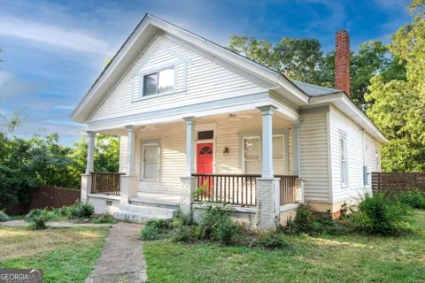 1905 John Calvin AVE