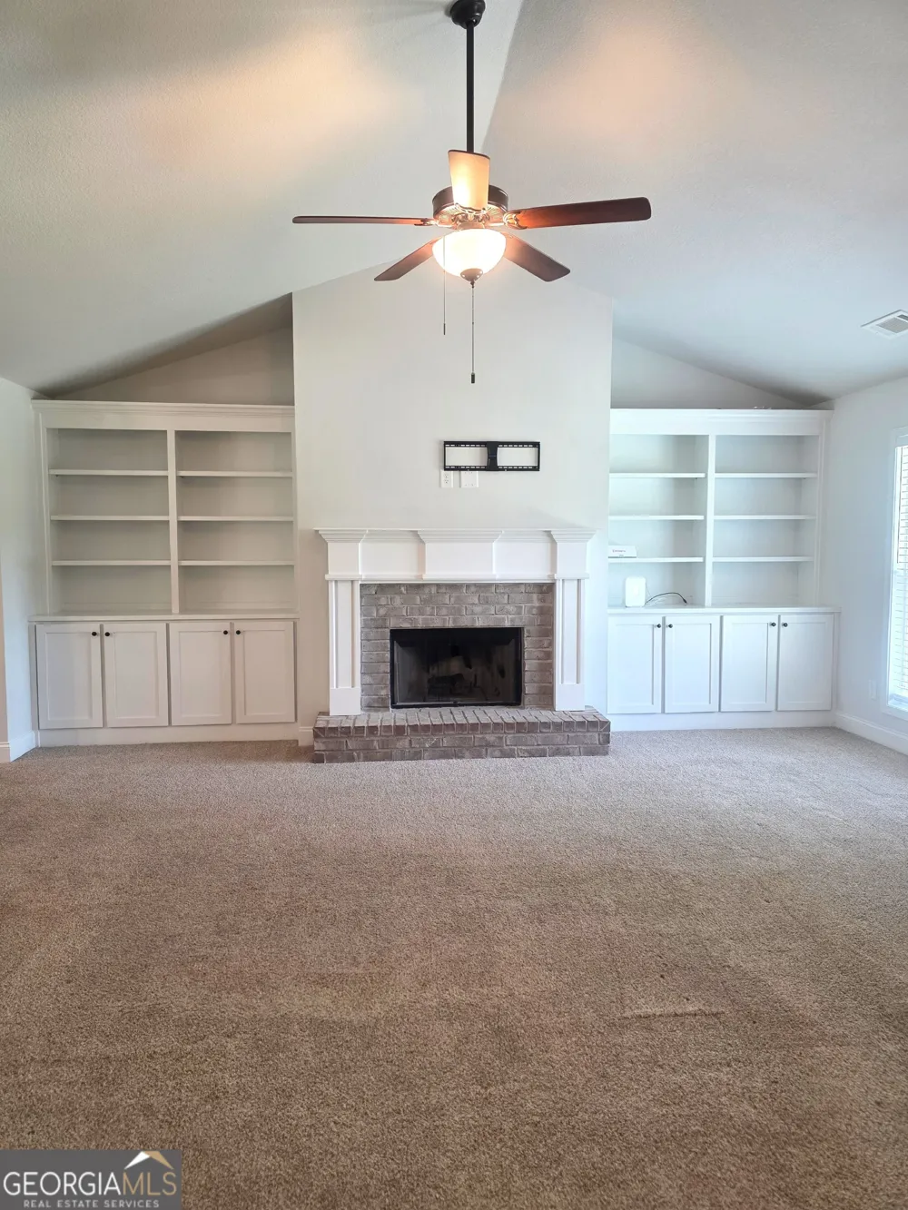 1374 Hardigree RD Winder, GA 30680