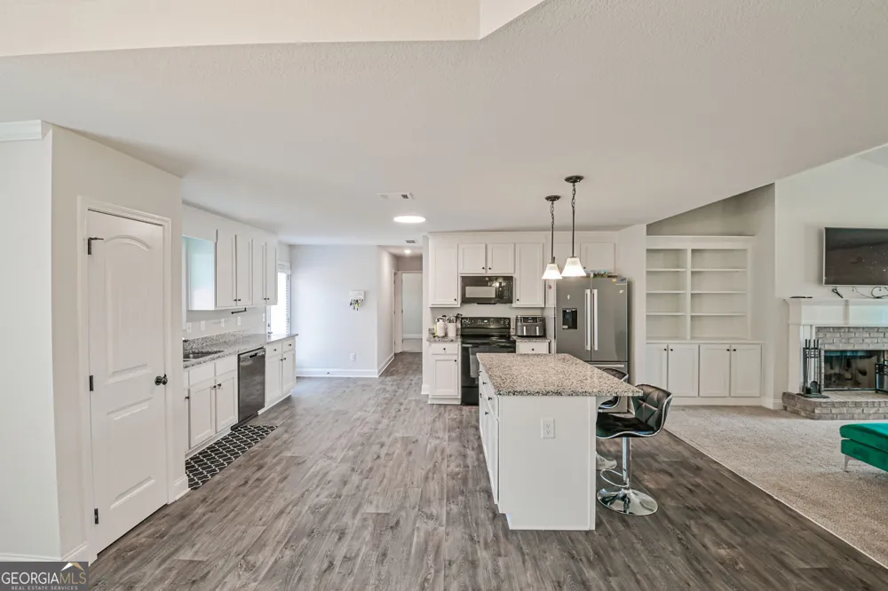 1374 Hardigree RD Winder, GA 30680