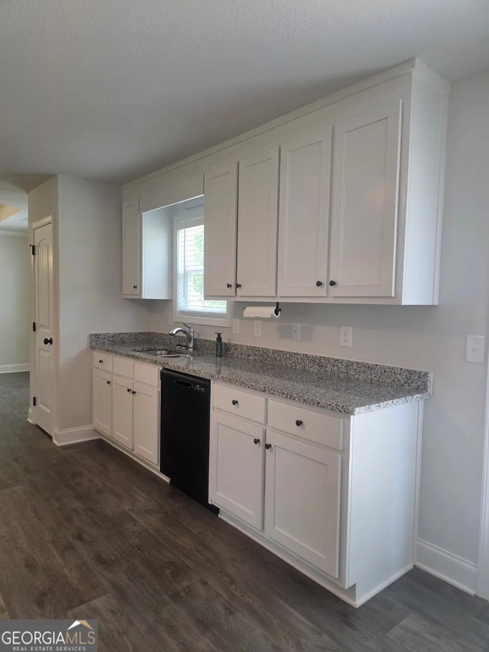 1374 Hardigree RD Winder, GA 30680