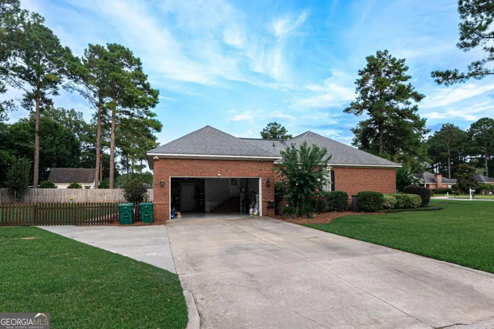 116 Hearthstone DR Leesburg, GA 31763