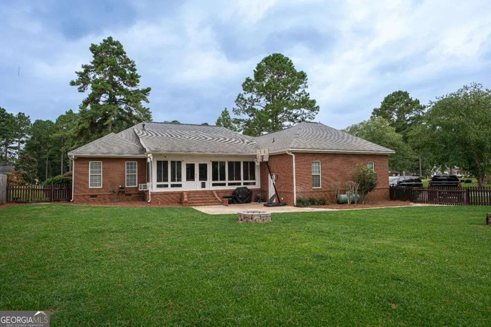 116 Hearthstone DR Leesburg, GA 31763