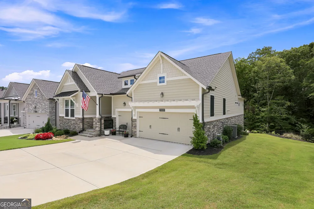 7012 Cottage Grove DR Flowery Branch, GA 30542