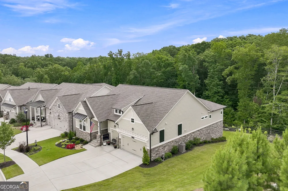 7012 Cottage Grove DR Flowery Branch, GA 30542