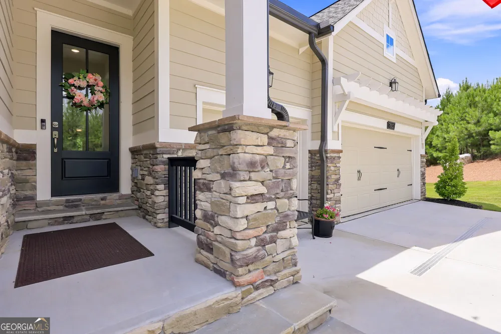 7012 Cottage Grove DR Flowery Branch, GA 30542