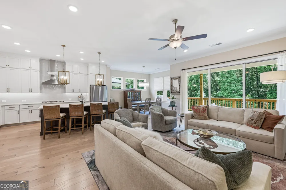 7012 Cottage Grove DR Flowery Branch, GA 30542
