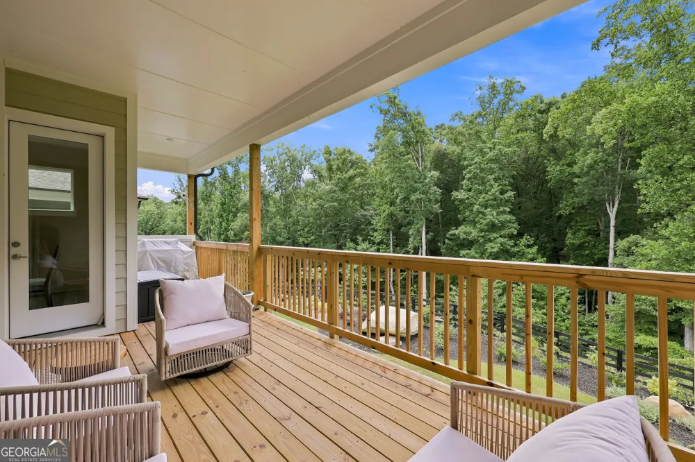 7012 Cottage Grove DR Flowery Branch, GA 30542