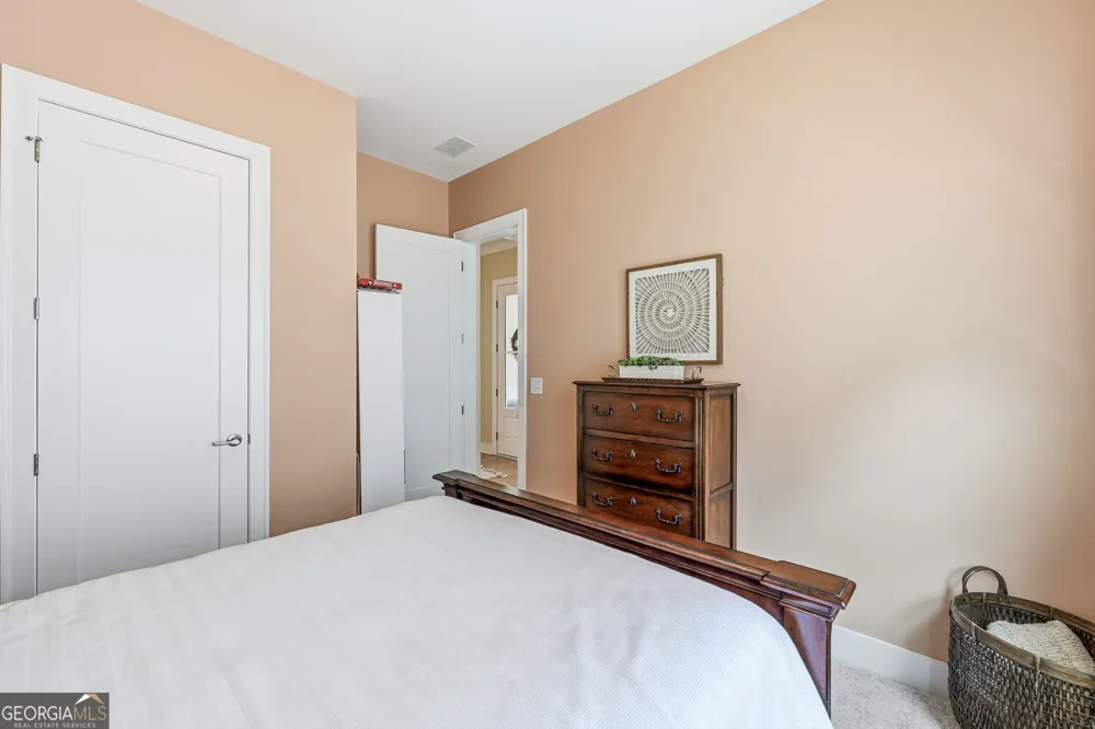 7012 Cottage Grove DR Flowery Branch, GA 30542