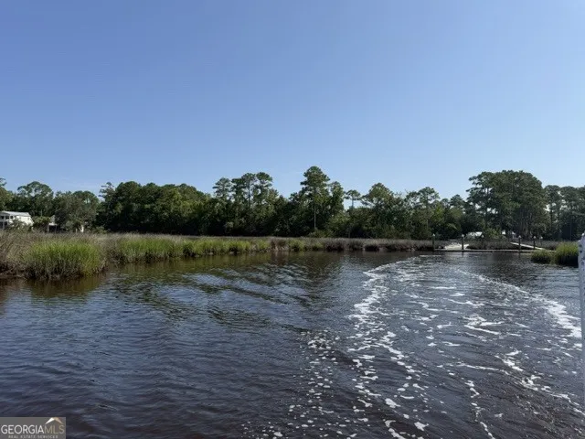 1112 Birdsong TRL St. Marys, GA 31558