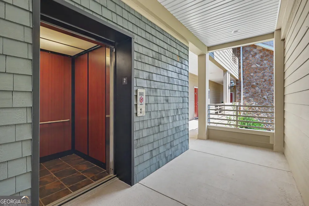 571 Killearney WAY Clayton, GA 30525