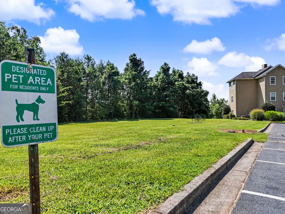 571 Killearney WAY Clayton, GA 30525