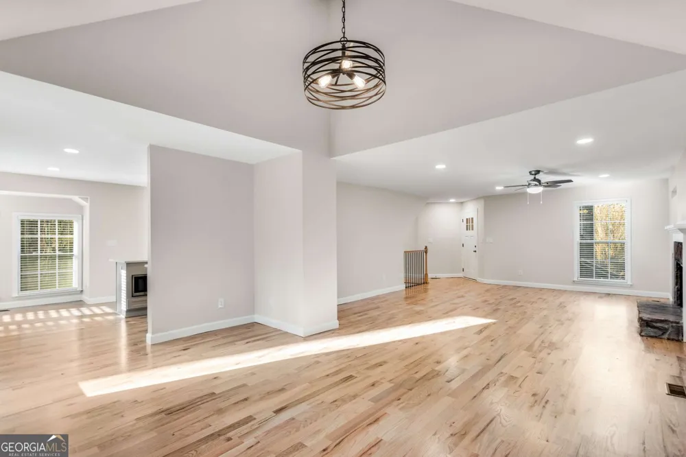 3412 Belleford CT NE Roswell, GA 30075