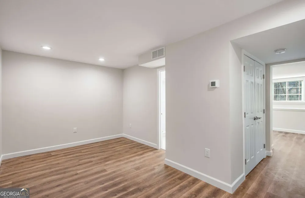 3412 Belleford CT NE Roswell, GA 30075