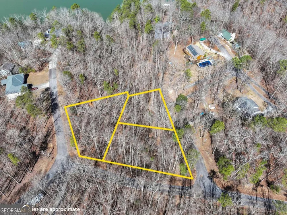 7703 Pine CIR Murrayville, GA 30564