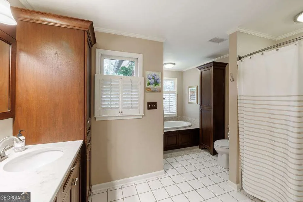 1020 Ramser DR Watkinsville, GA 30677