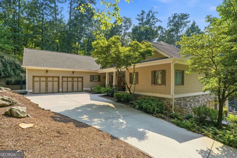 1050 Branch RD Canton, GA 30115