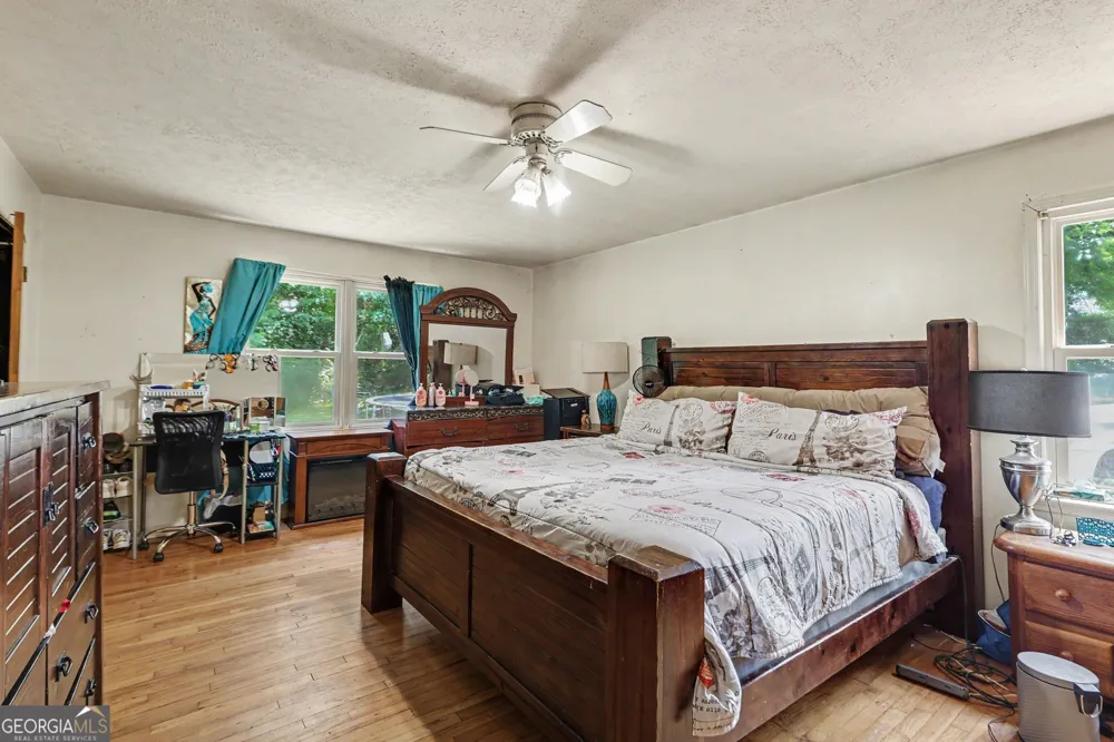 127 White ST Tallapoosa, GA 30176