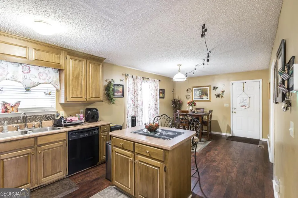 300 Saddle Creek DR Cordele, GA 31015