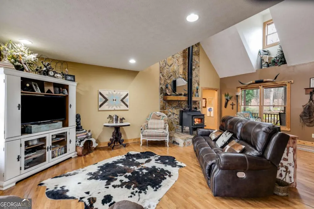 630 Stoney Point RD Bowdon, GA 30108