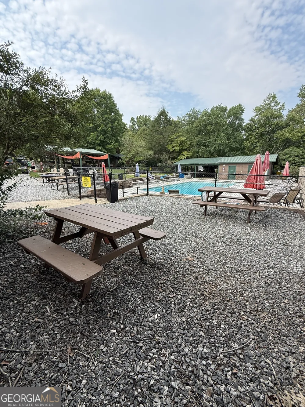 54 Hidden Valley RD Cleveland, GA 30528
