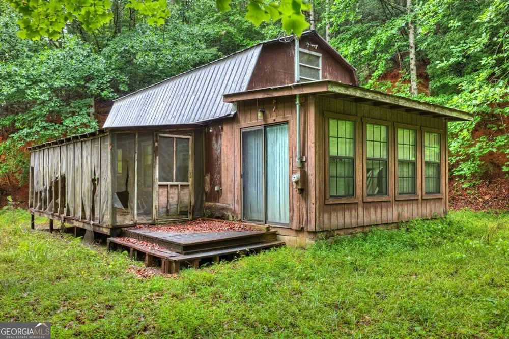 1138 Douglas Mountain TRL Ellijay, GA 30540