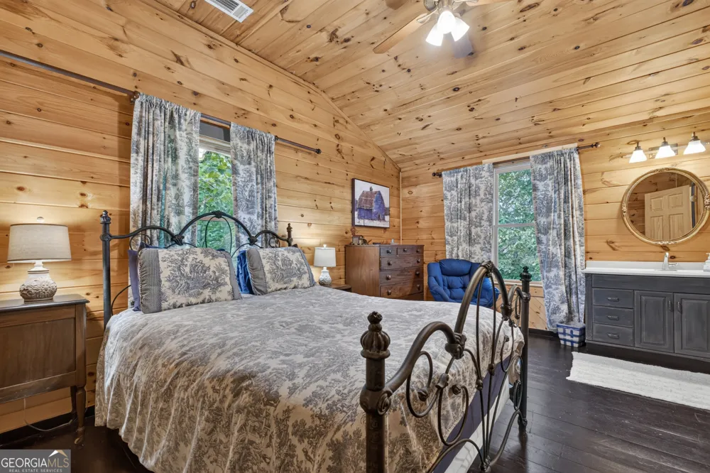 24 Wolf Howl TRL Sautee Nacoochee, GA 30571