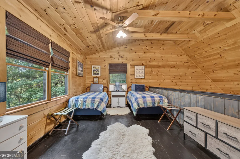 24 Wolf Howl TRL Sautee Nacoochee, GA 30571
