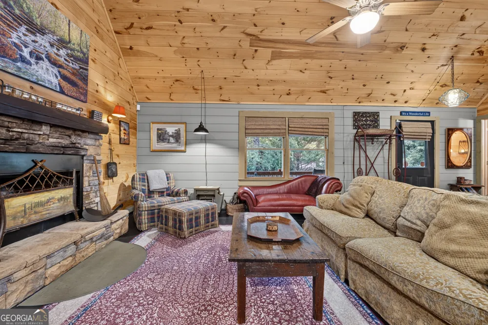 24 Wolf Howl TRL Sautee Nacoochee, GA 30571