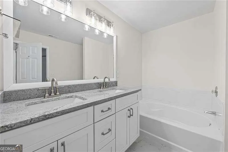 5662 Lawley DR Johns Creek, GA 30022