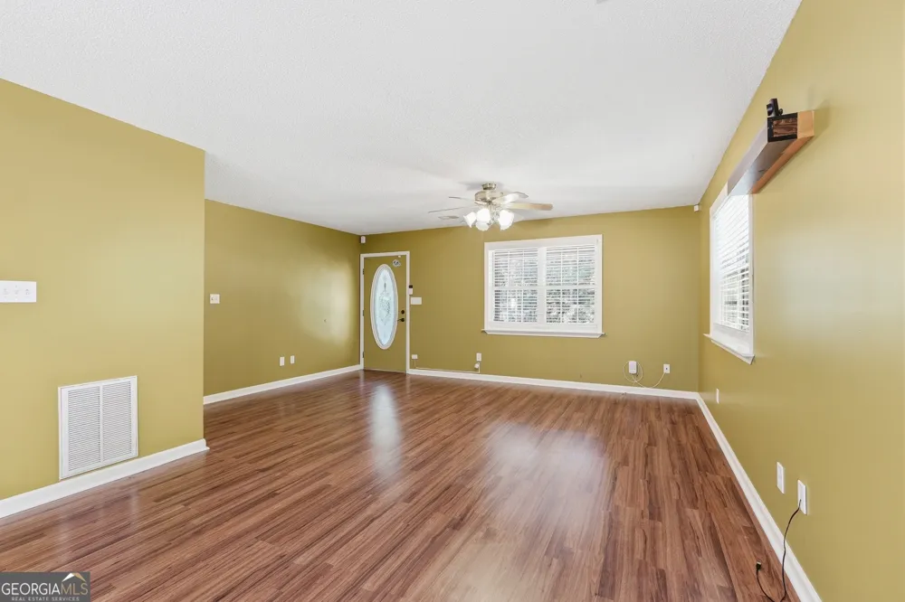 135 Andrews RD Toccoa, GA 30577