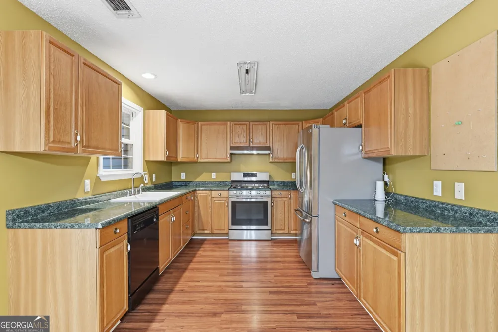 135 Andrews RD Toccoa, GA 30577