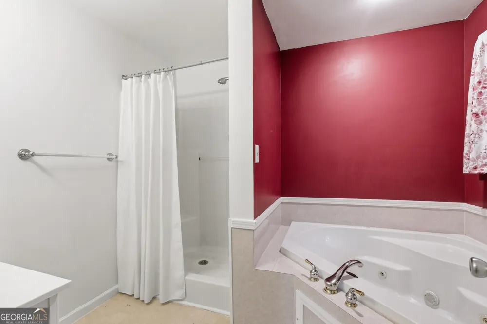 135 Andrews RD Toccoa, GA 30577