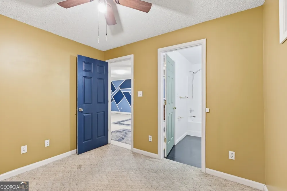 135 Andrews RD Toccoa, GA 30577
