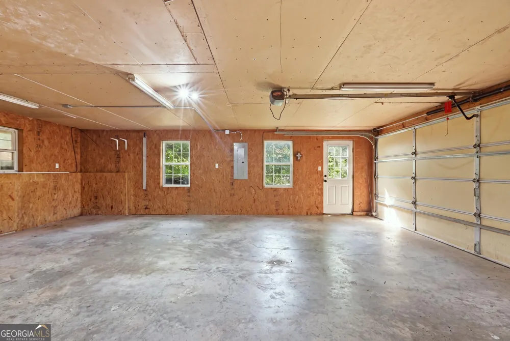 135 Andrews RD Toccoa, GA 30577