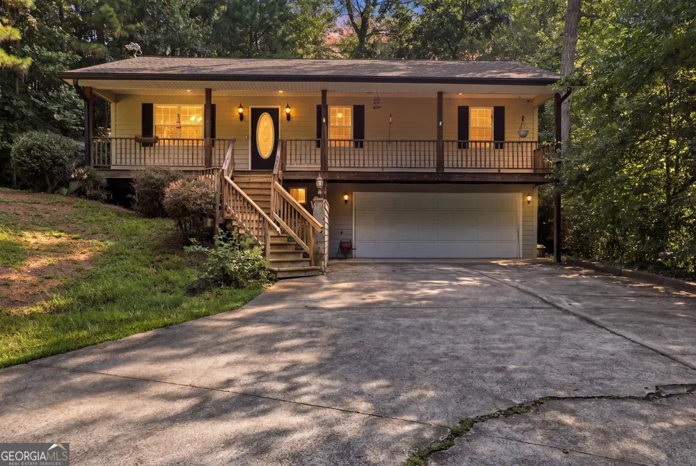 135 Andrews RD Toccoa, GA 30577
